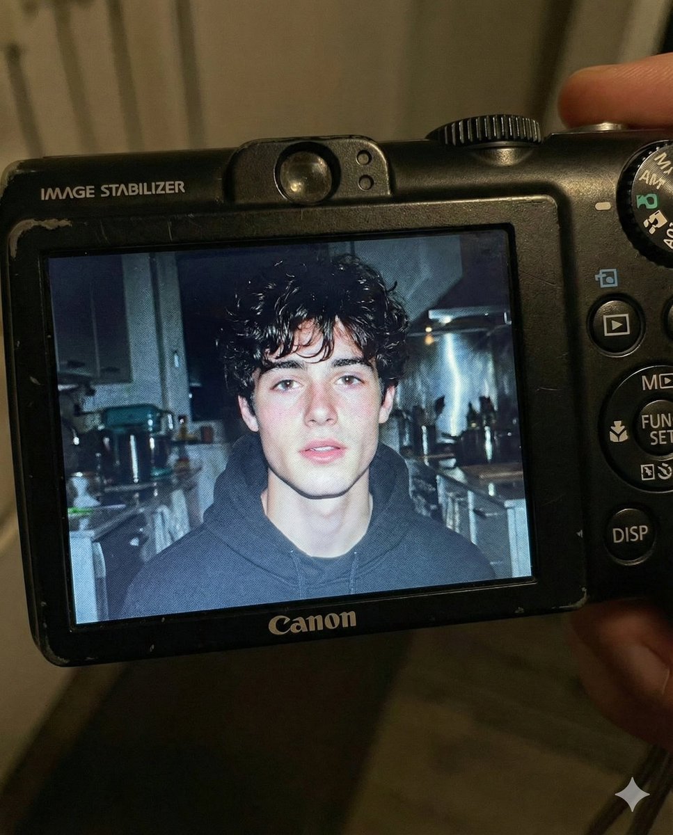 Early 2000s Digital Camera Flash Portrait Prompt — output 1