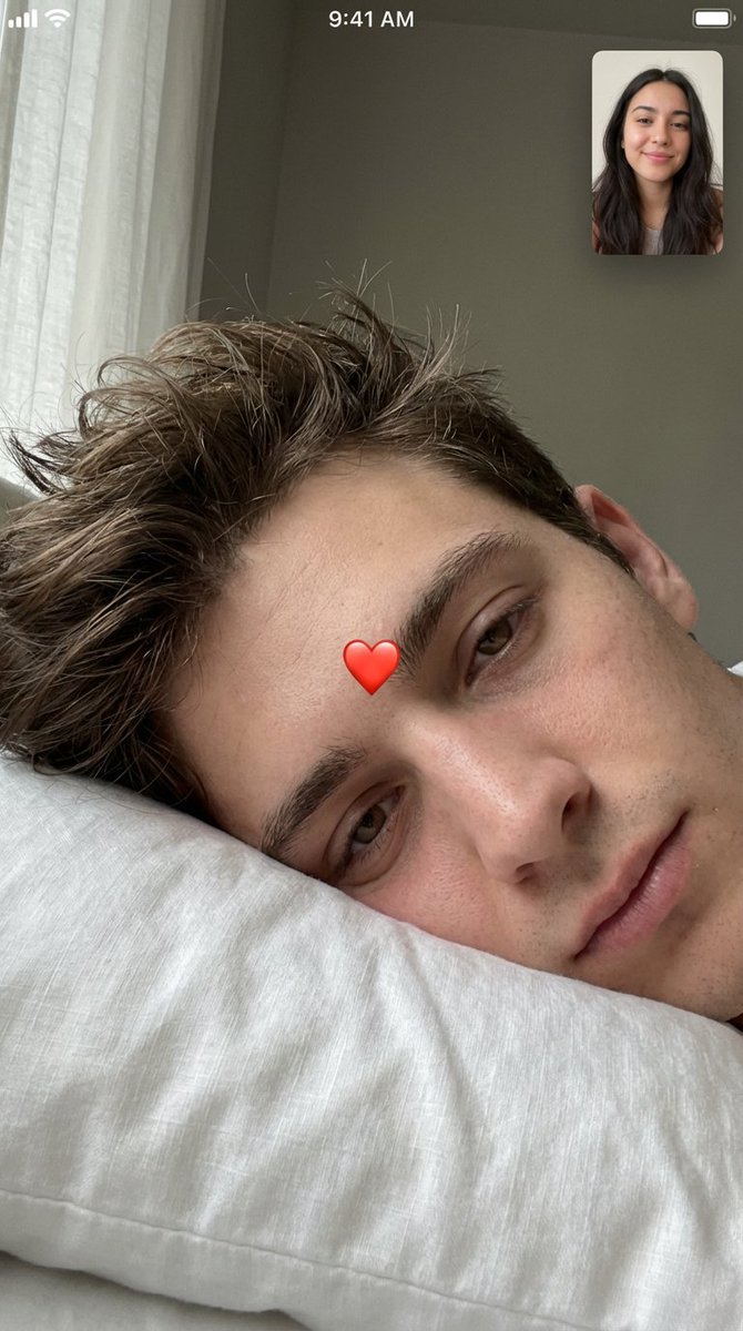 Profile / Avatar - Intimate Photorealistic FaceTime Portrait Prompt — output 1