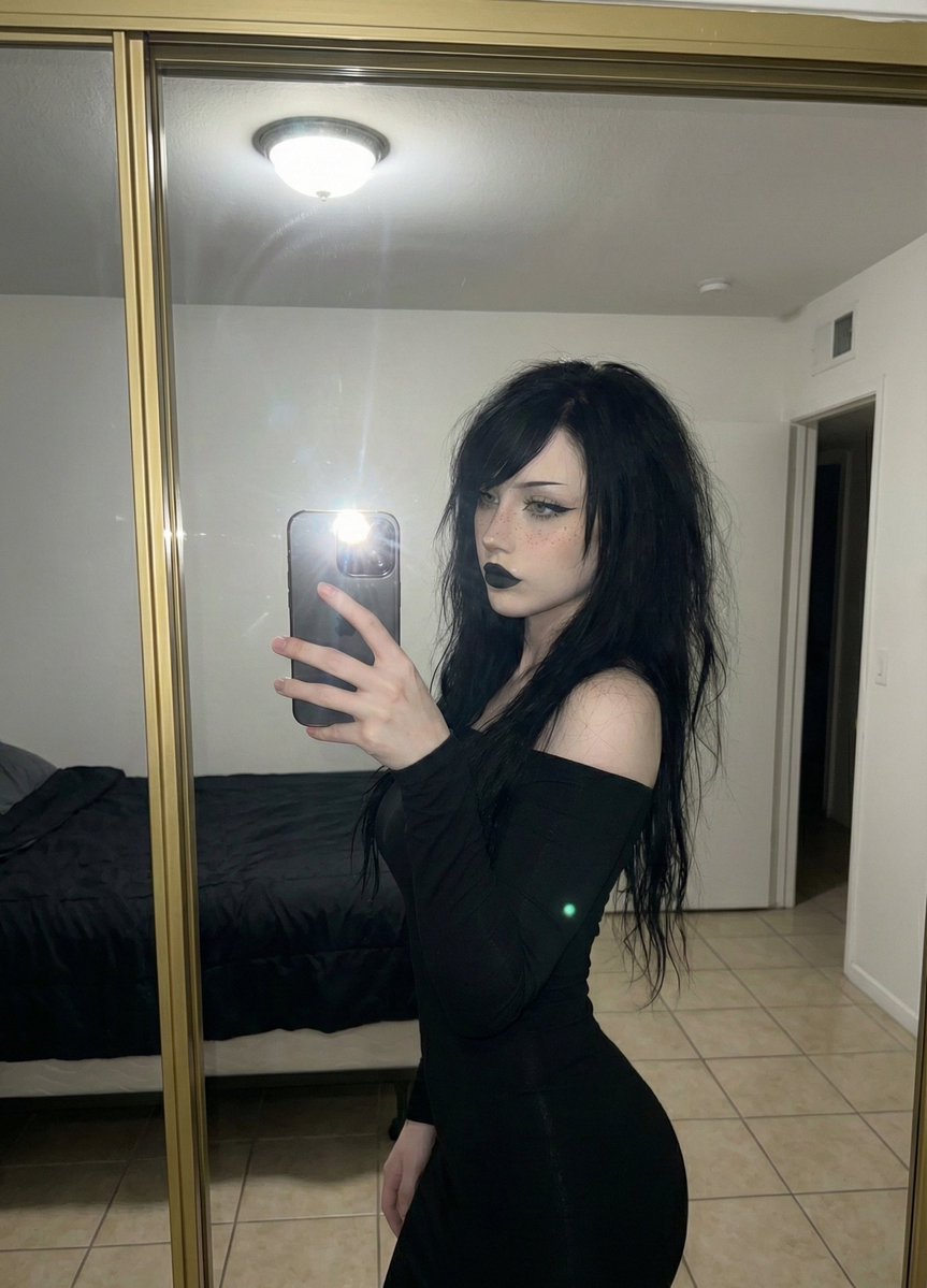 Profile / Avatar - Goth-Glam Mirror Selfie with Flash Photography — output 1