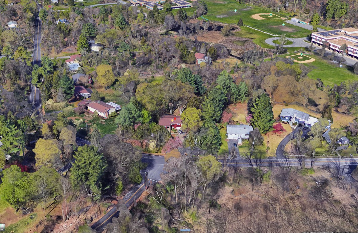 Hand-Drawn Urban Planning Map from 3D View — output 1