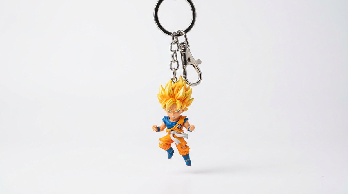 E-commerce Main Image - Hyper-Realistic Character Keychain — output 1