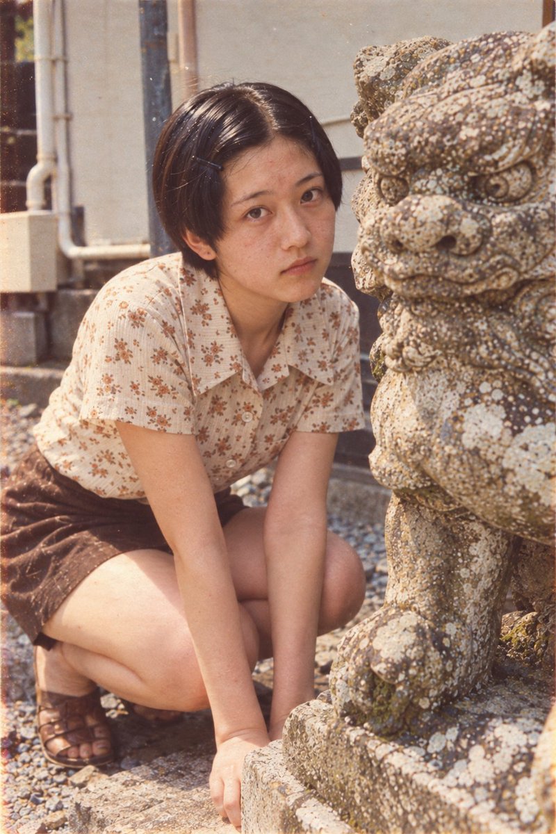 Social Media Post - Showa Retro Portrait: Woman and Stone Statue