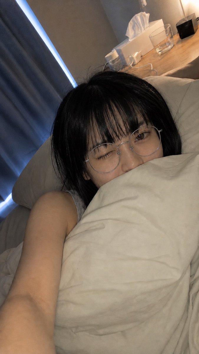 Profile / Avatar - Adjust Glasses Placement in Bed Selfie — output 1