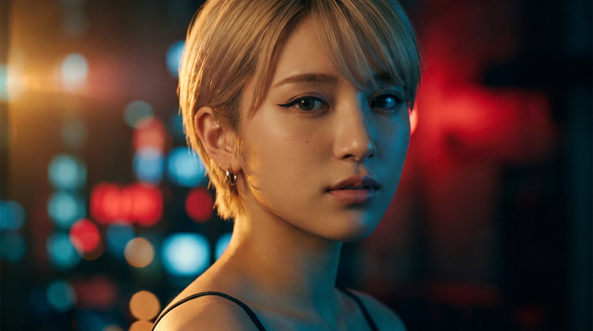 Profile / Avatar - Cinematic portrait with dramatic lighting