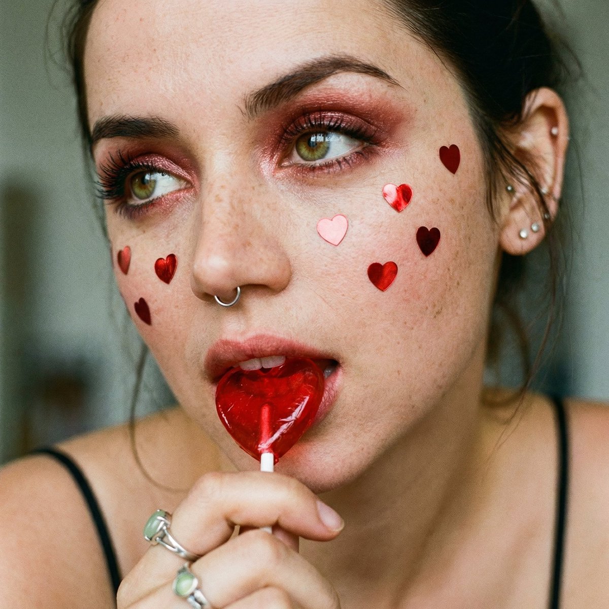 Profile / Avatar - Coquette Soft Grunge Portrait with Lollipop (JSON) — output 1