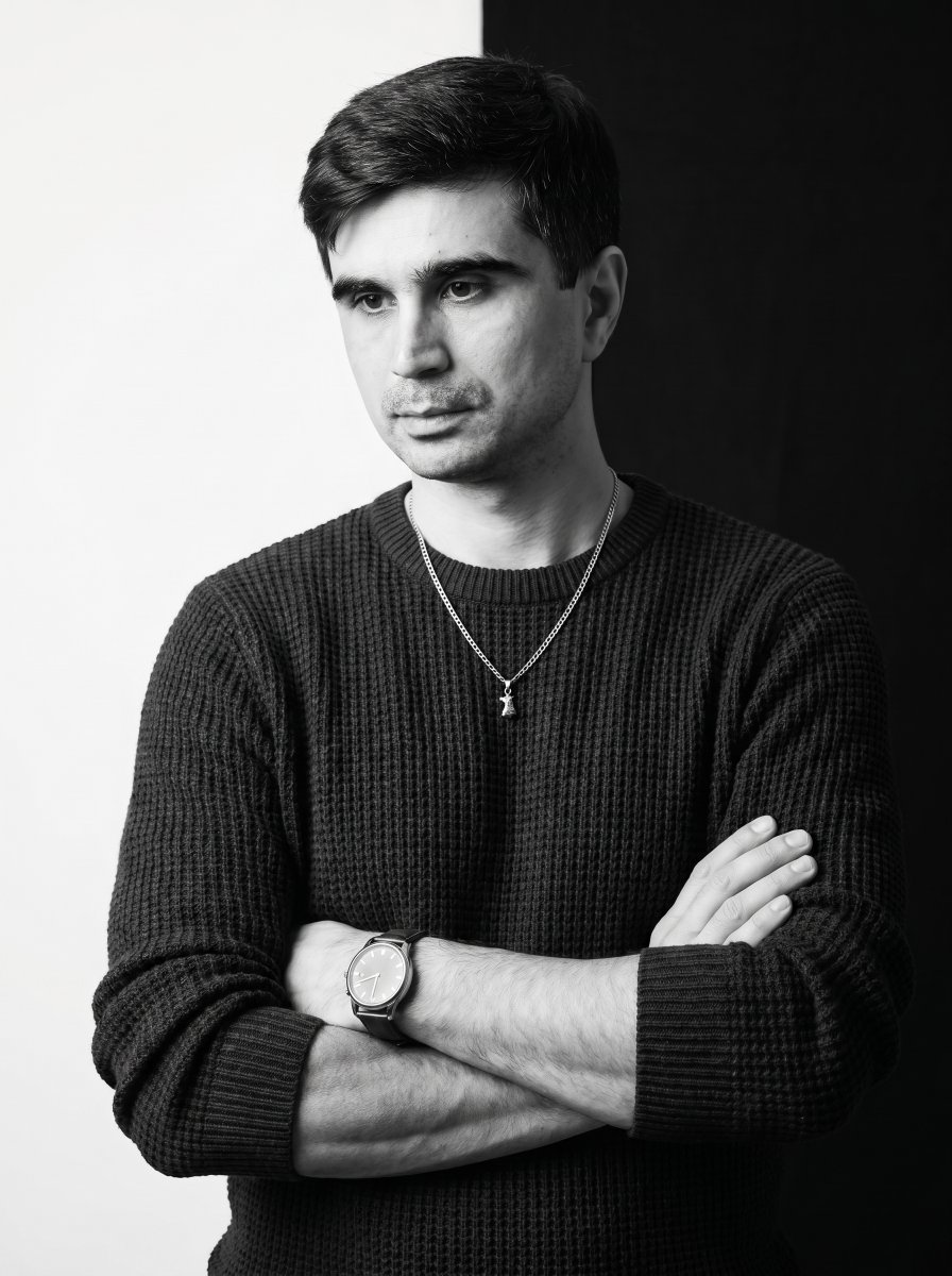 Product Marketing - Monochrome Studio Split Portrait — output 1