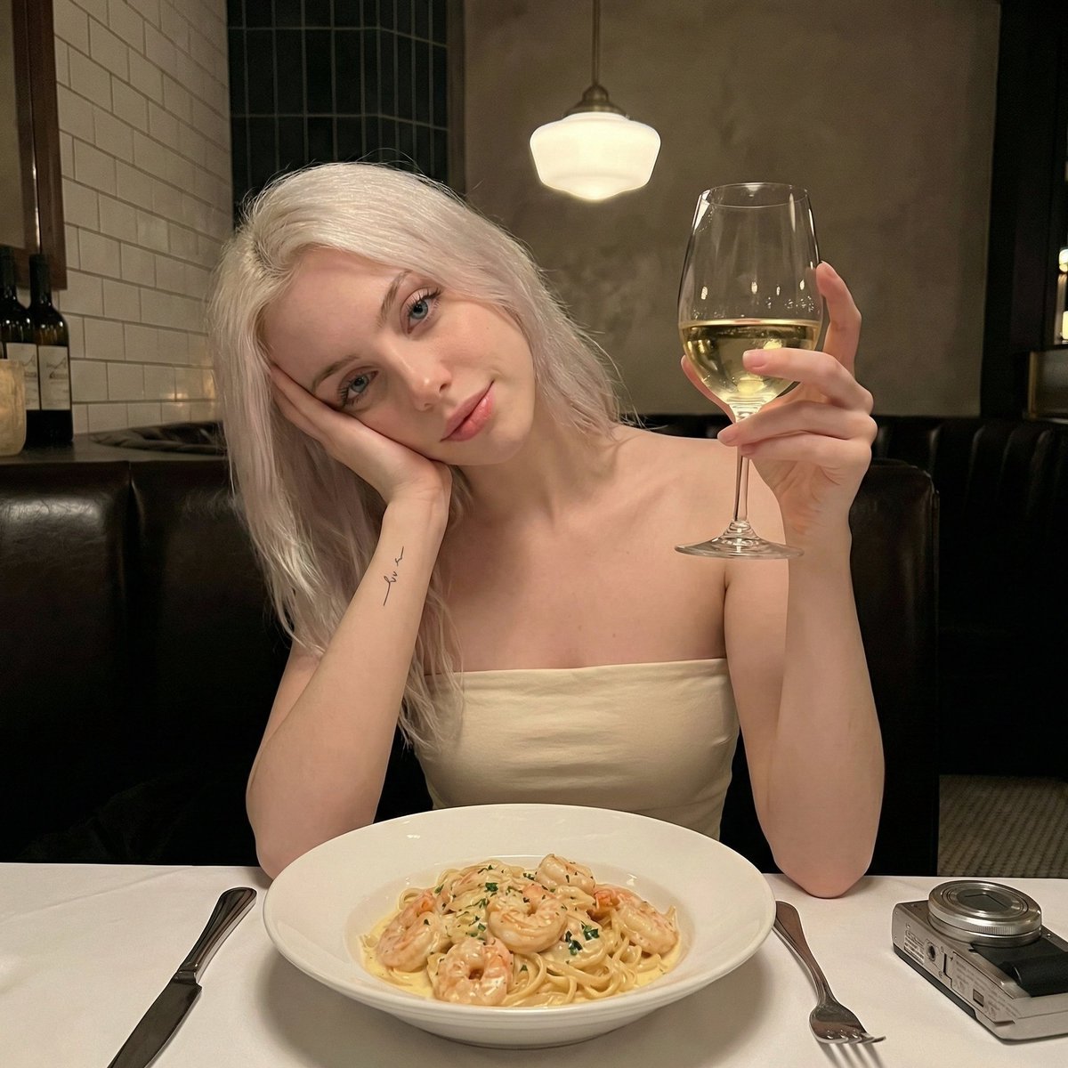 Profile / Avatar - Ultra Photorealistic Dinner Selfie Prompt — output 1