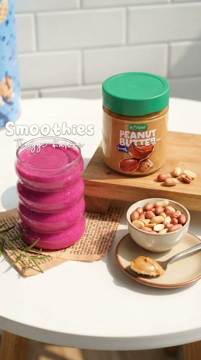 E-commerce Main Image - Commercial Pink Berry Smoothie Photography — output 1