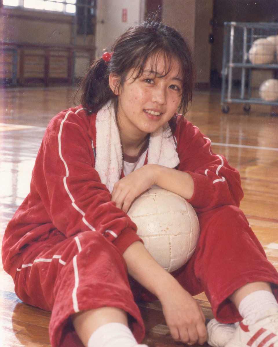 Social Media Post - Showa Retro Gym Girl