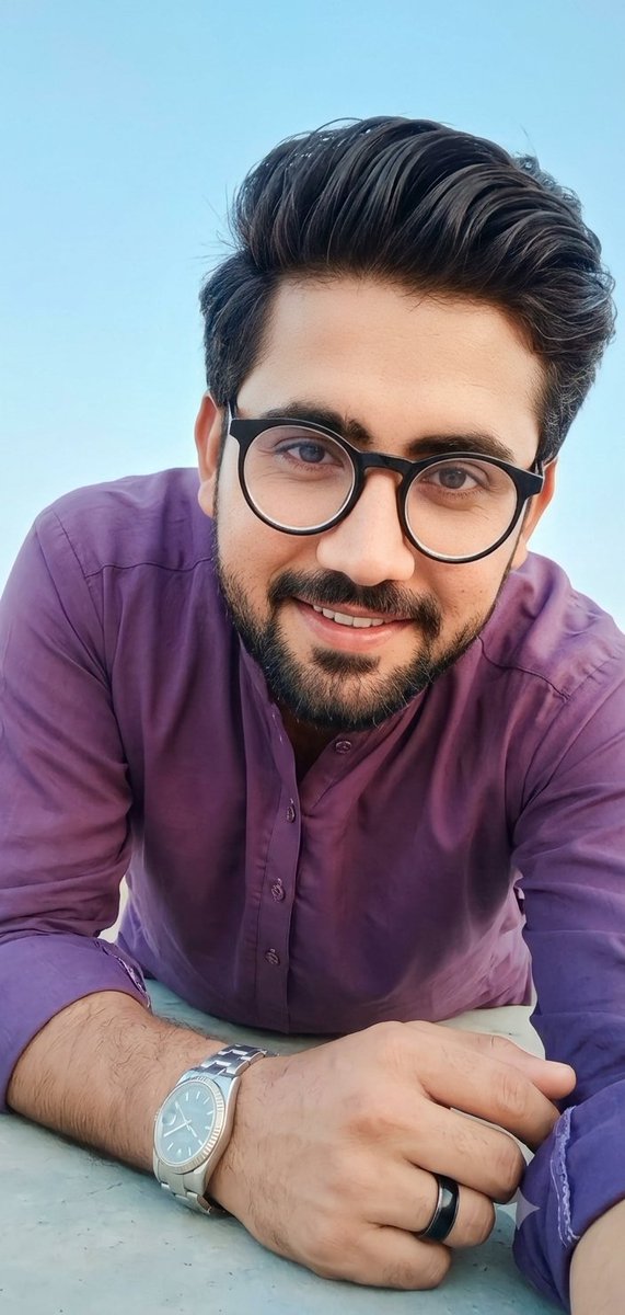 Profile / Avatar - Male Portrait with Kurta and Glass Skin — output 1