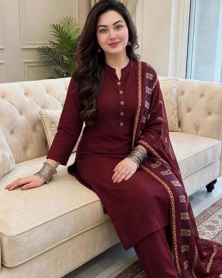 Product Marketing - Elegant Pakistani Fashion Portrait — output 1