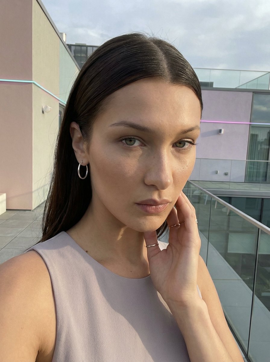 Profile / Avatar - High-Fashion Selfie Portrait on a Modern City Rooftop — output 1