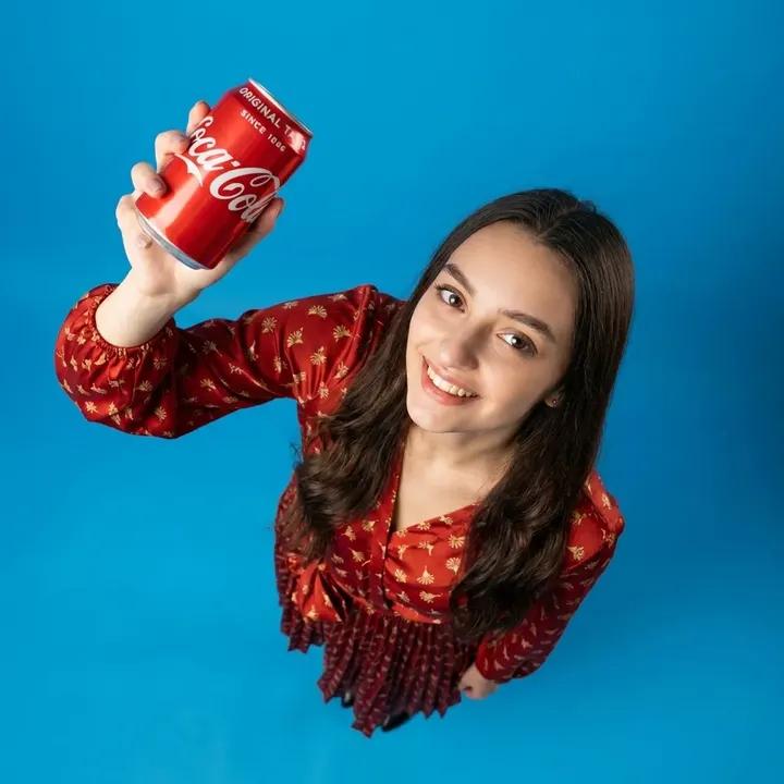 Hyper-Real Product Shot with Fisheye Distortion — output 1
