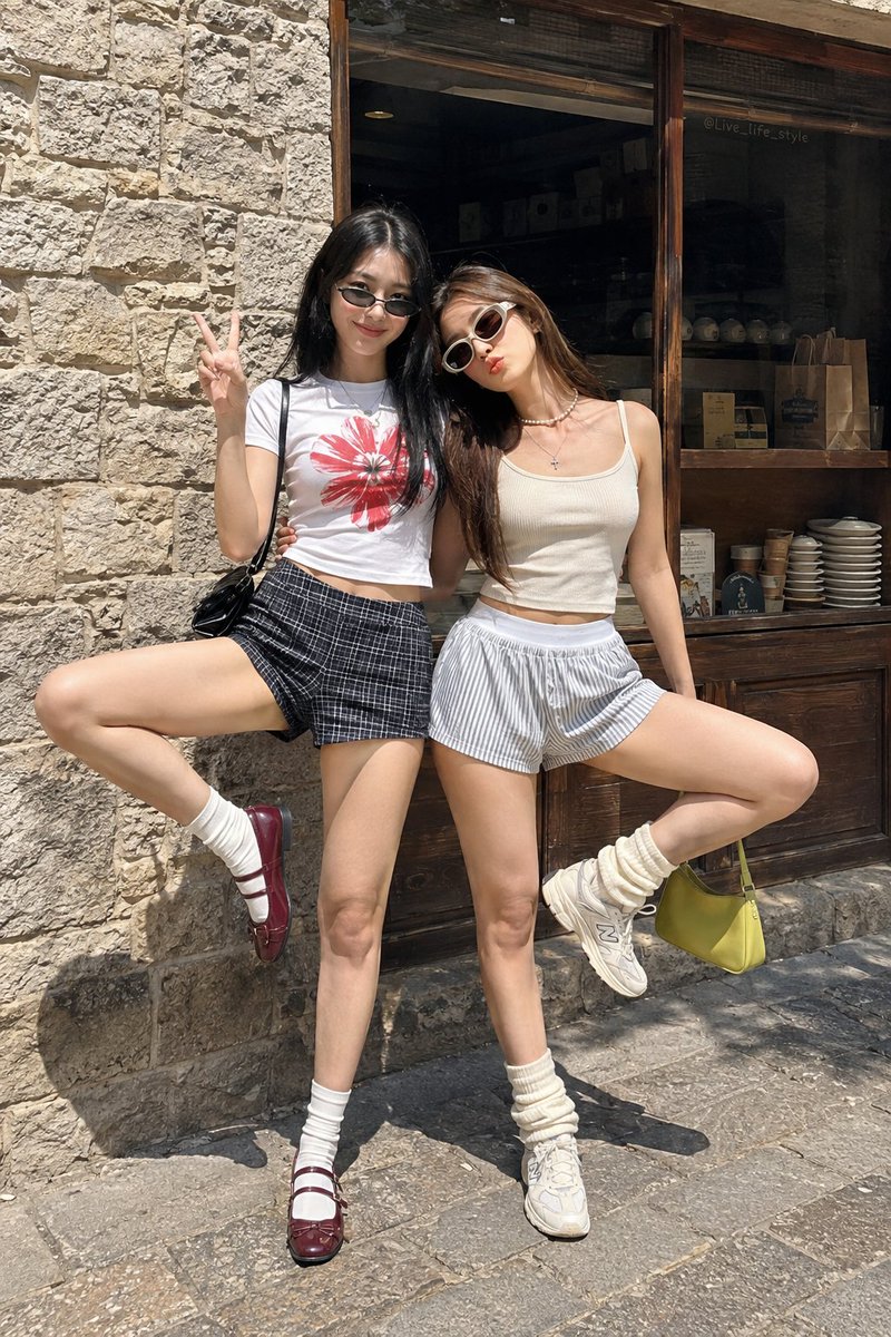 Social Media Post - Y2K Street Style Snapshot — output 1