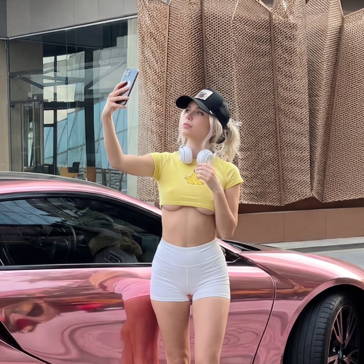 Viral Slideshow Prompt: Pink BMW Selfie — output 1