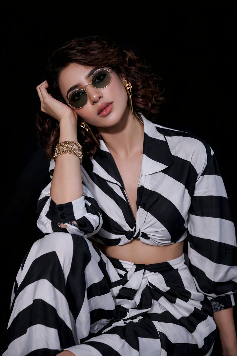 Samantha Ruth Monochrome Fashion Editorial — output 1