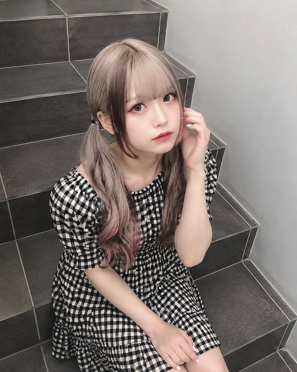 Profile / Avatar - Jirai-Kei Girl iPhone Selfie — output 1