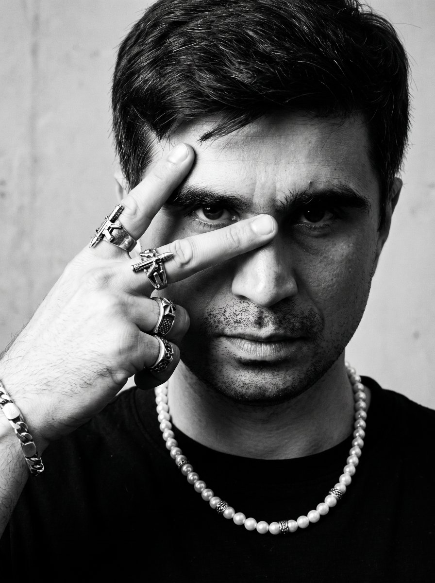 Profile / Avatar - Noir Punk Street Portrait — output 1
