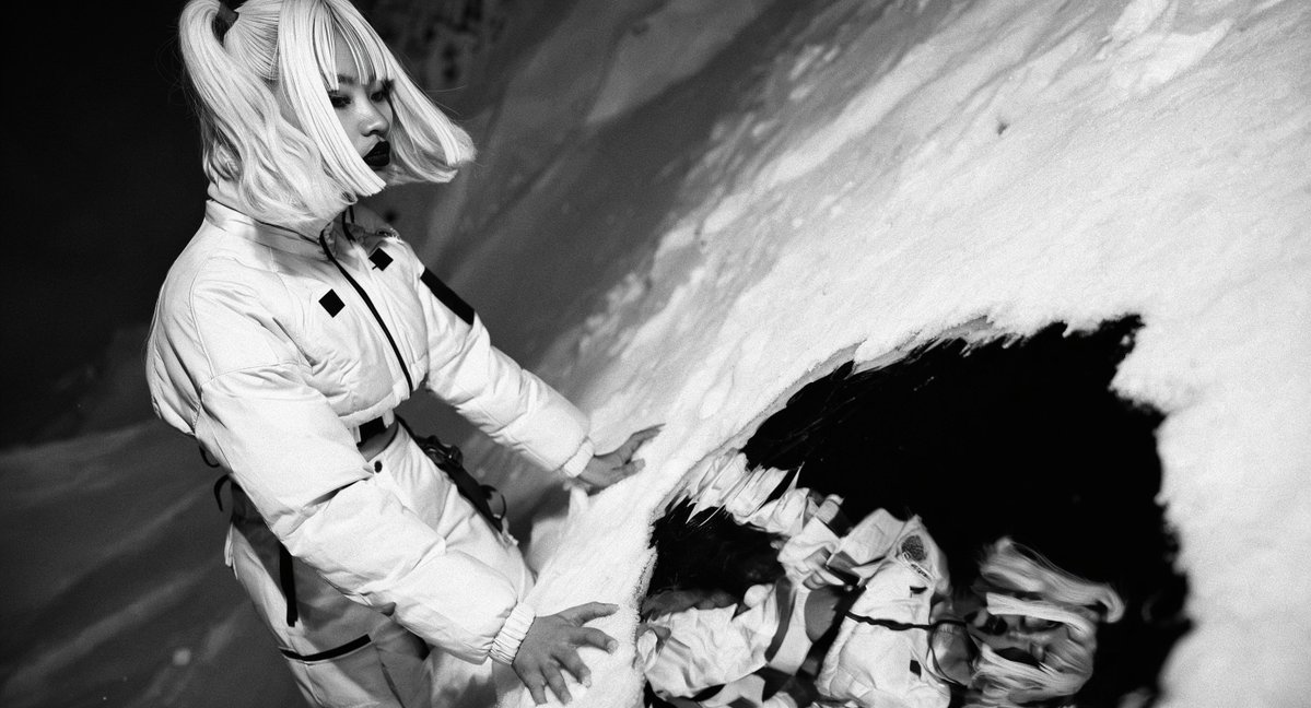 Product Marketing - Monochrome Arctic Fashion Crevasse — output 1